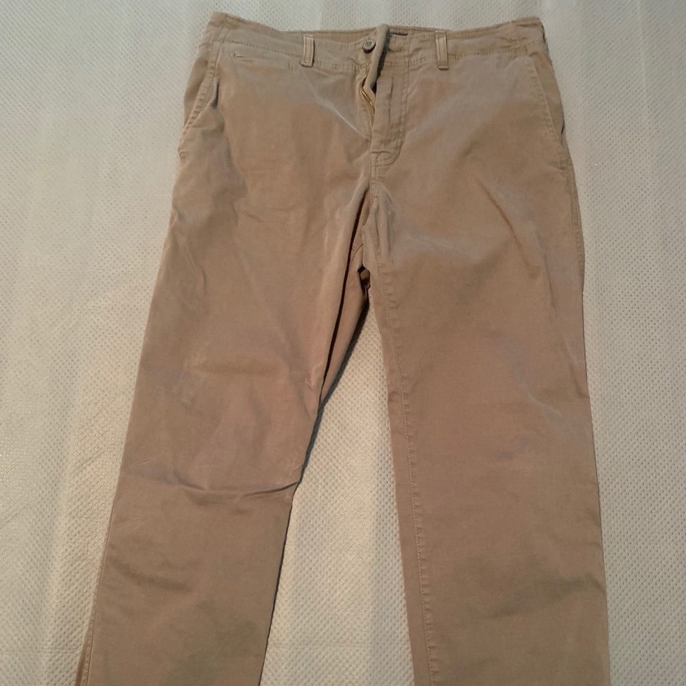 American Eagle khaki pants